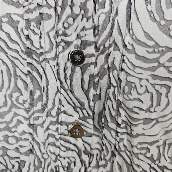 Diane Von Furstenberg Syrah Silk Blouse Size 4DVF Floral Rose Print Lined V-Neck - Picture 4 of 12